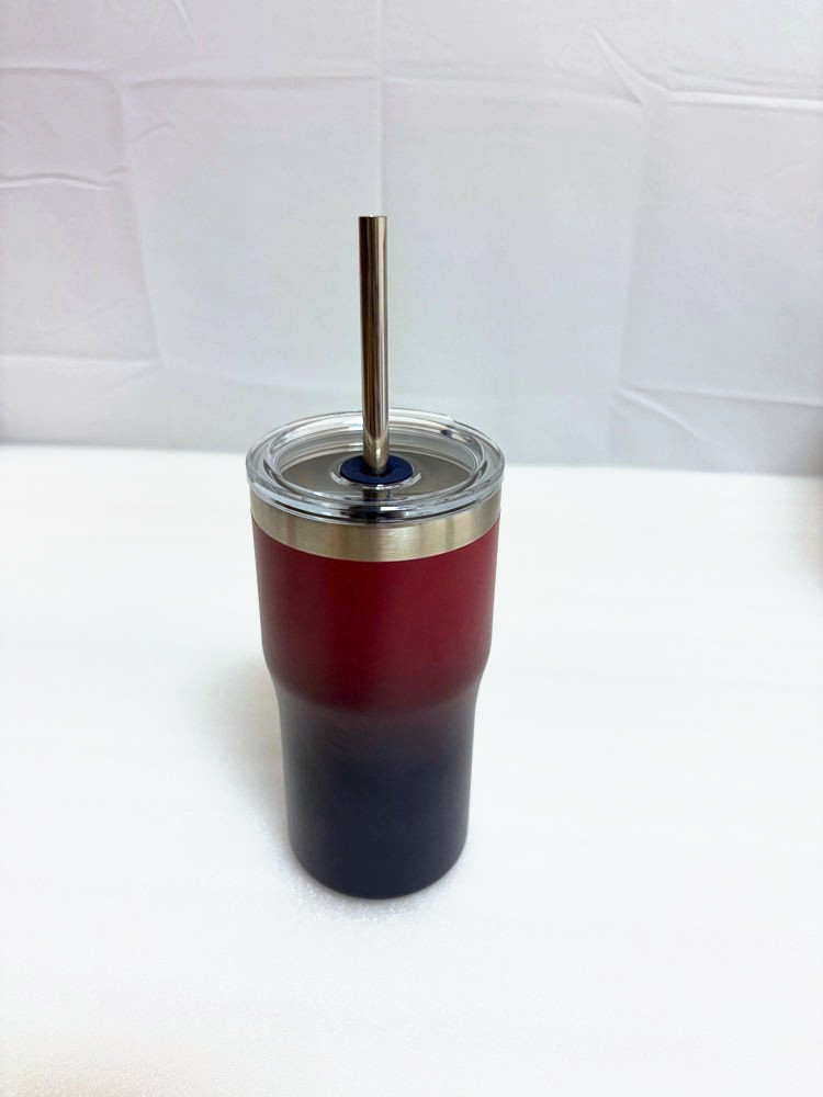 Stainless steel tumbler with steel straw, red and navy fade