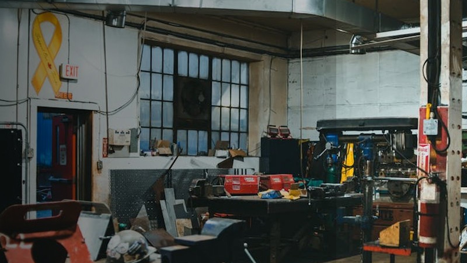 Garage & Workshop